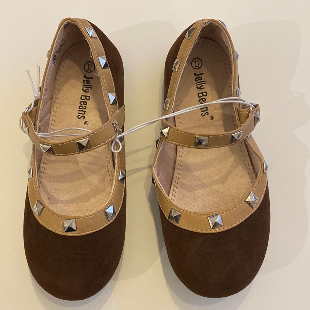Brown jelly beans shoes. Toddler size 11